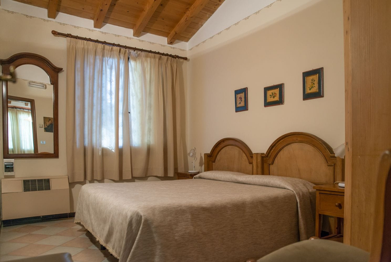 Bedroom 3, Park Hotel Elefante, Verona