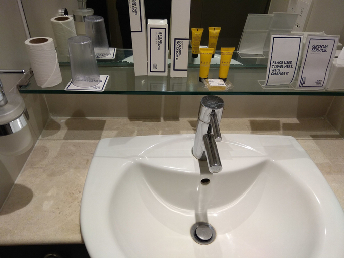 Bathroom 4, Keys Select by Lemon Tree Hotels, Hosur Road, Bengaluru, Bangalore