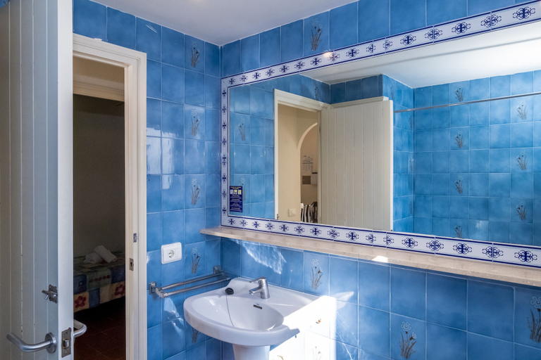 Bathroom 4, Apartamentos Son Bou Gardens, Baleares