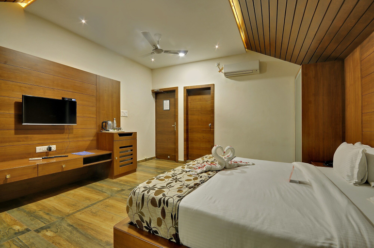 Bedroom 3, Vishal Lords Inn Gir Forest, Junagadh