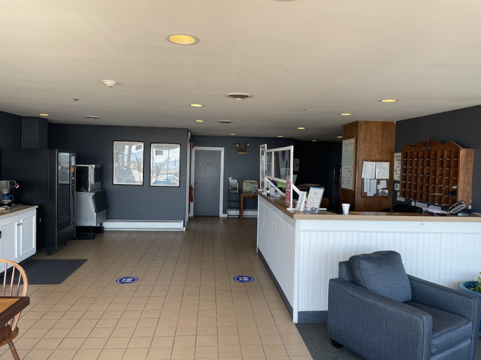 Public Area 2, Hampton House Hotel, Rockingham