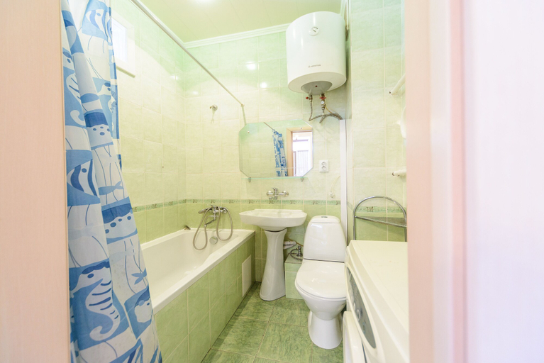 Bathroom 3, Cozy studio apartment near Palace Ukraina, Shevchenkivs'kyi