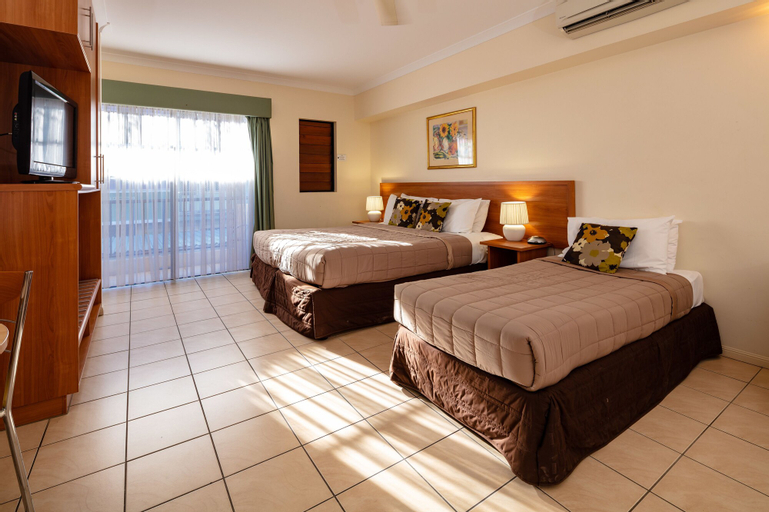 Bedroom 3, Cairns Queens Court, Cairns