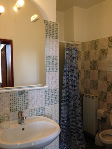 Bathroom 5, Hotel Casa Linger, Venezia