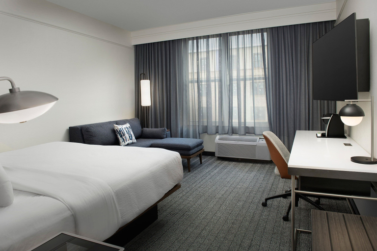 Bedroom 3, Courtyard by Marriott Savannah Downtown/Historic District, Chatham