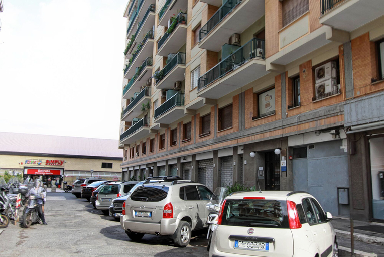 Exterior & Views 2, Vacanze a Roma, Rome