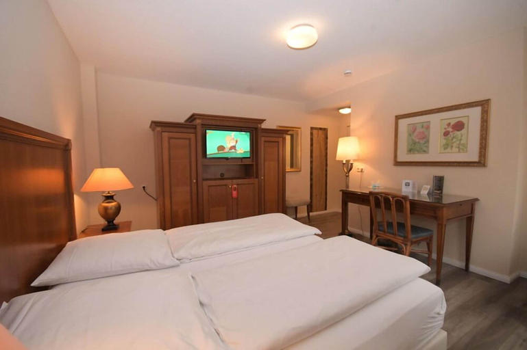Bedroom 3, Gästehaus Bavaria, Regensburg