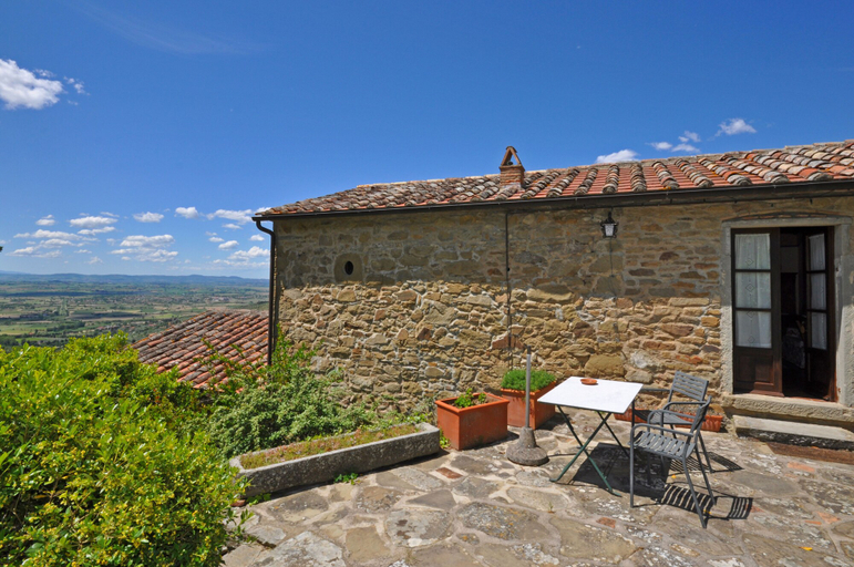 Others 2, Borgo Del Castagno, Arezzo