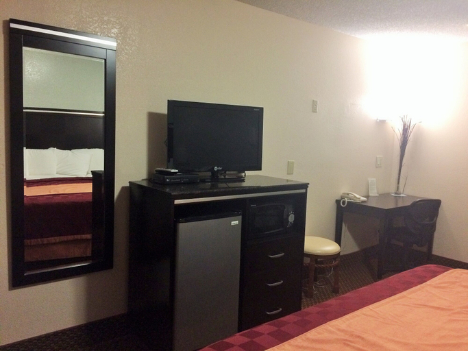 Bedroom 4, Rodeway Inn Barstow Route 66, San Bernardino