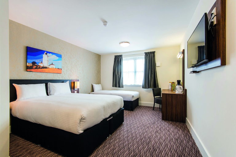 Bedroom 3, Red Squirrel, Stevenston by Marston's Inns, North Ayrshire