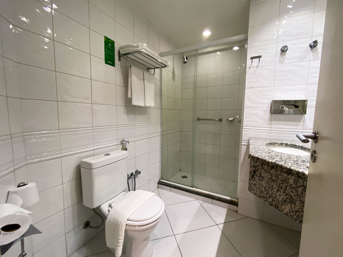 Bathroom 4, Master Porto Alegre Hotel - Av Carlos Gomes, Proximo Consulado Americano, Porto Alegre