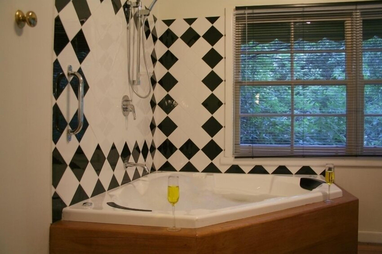 Bathroom 3, Tudor Cottages Mt Dandenong, Yarra Ranges - Dandenongs