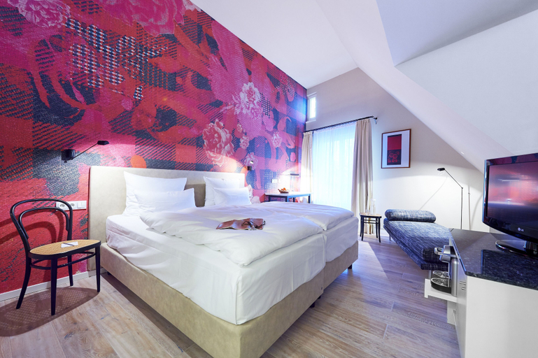 Bedroom 2, Schwanen Boutique Hotel & Restaurant Metzingen, Reutlingen