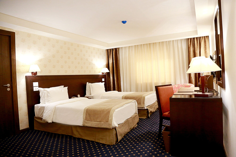 Bedroom 3, Seven Roses Hotel, Amman