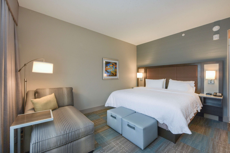Bedroom 3, Hampton Inn Lumberton, Robeson