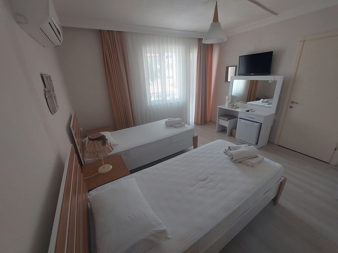 Bedroom 3, Grandma's Garden, Ortaca