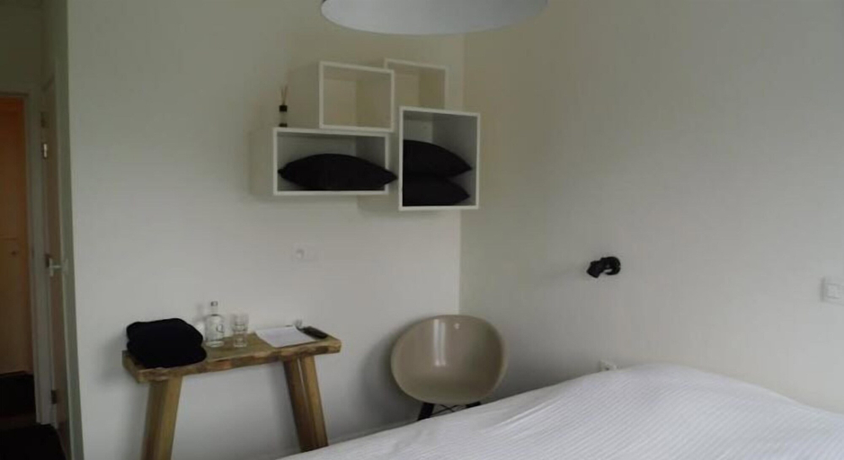 Bedroom 4, Quarante Cinq, Oost-Vlaanderen