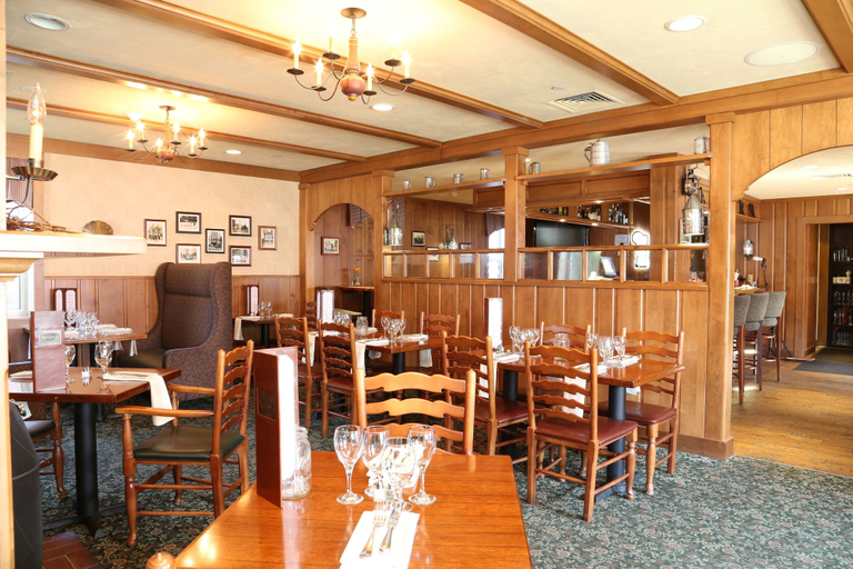 Food & Drinks 5, Inn at Middletown, Middlesex