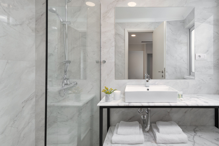 Bathroom 4, Preveza City Comfort Hotel, Epirus