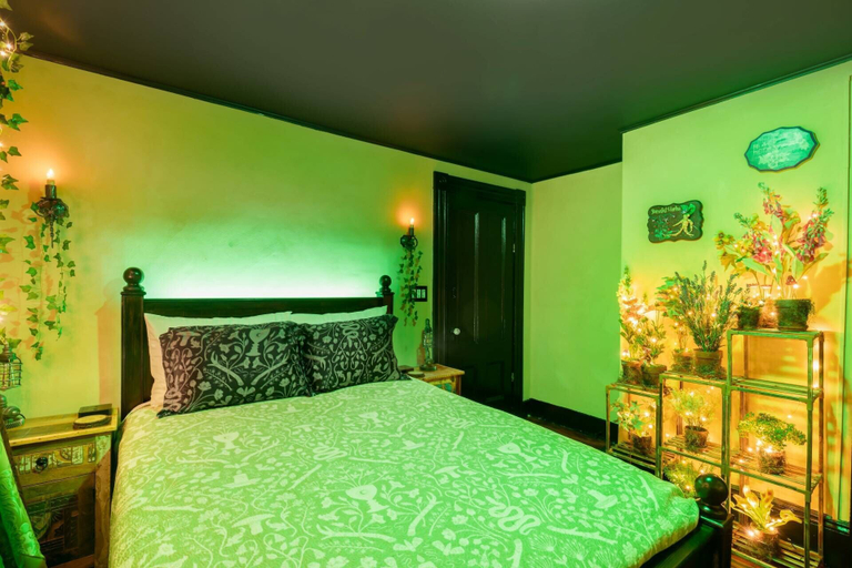 Bedroom 3, The Warlock House, Essex