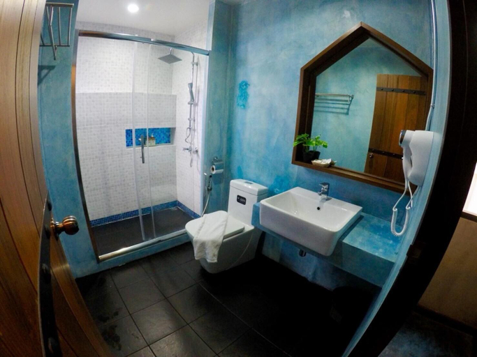 Bathroom 4, Baan Kon Pai - Hostel, Pai