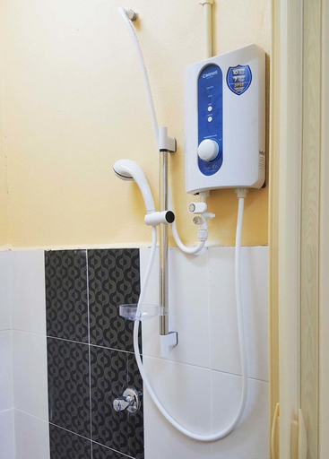 Bathroom 3, Draii Chalet, Besut