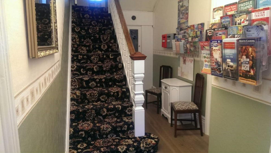 Others 5, Tusker Lodge, Torbay