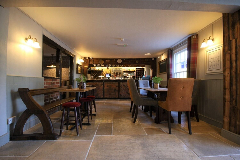 Food & Drinks 5, The Carpenters Arms, Hampshire