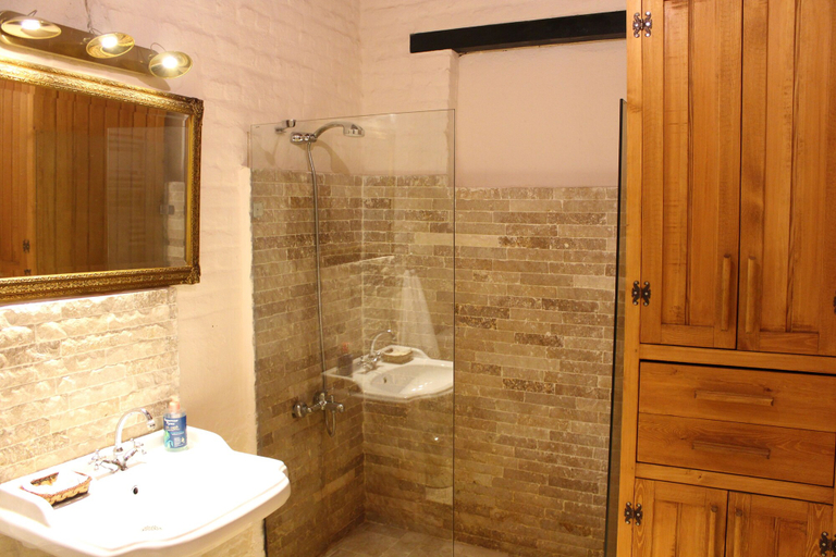 Bathroom 5, Ephesus Lodge, Kuşadası