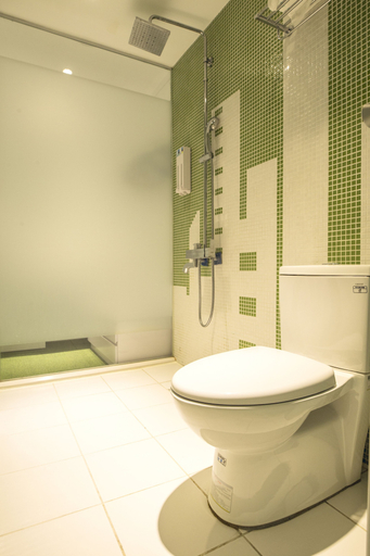 Bathroom 4, Time Flyer Hotel, Taichung