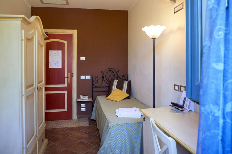 Bedroom 3, Baglio dello Zingaro, Trapani