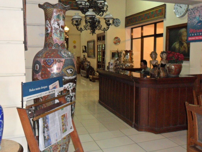 Public Area, Mandala Puri Malang, Malang