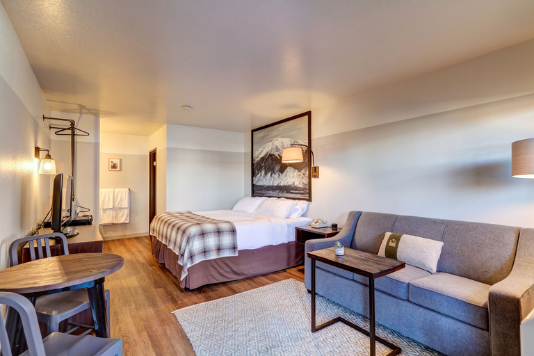 Bedroom 3, Loyal Duke Lodge, Chaffee