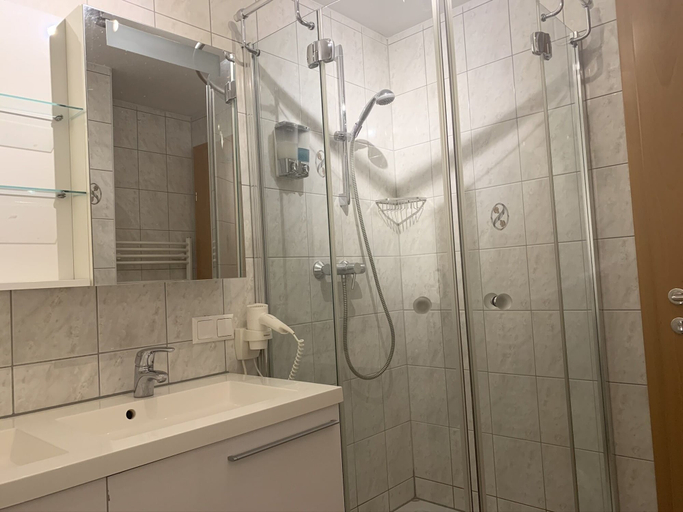 Bathroom 3, Tischlmuehle Appartements & mehr, Liezen