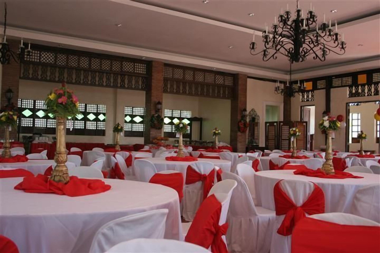Food & Drinks 3, Rio Grande de Laoag Resort Hotel, Laoag City