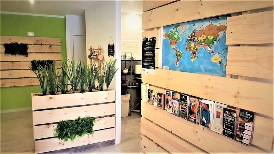 Others 4, Easy Sants by Bossh Hotels, Barcelona