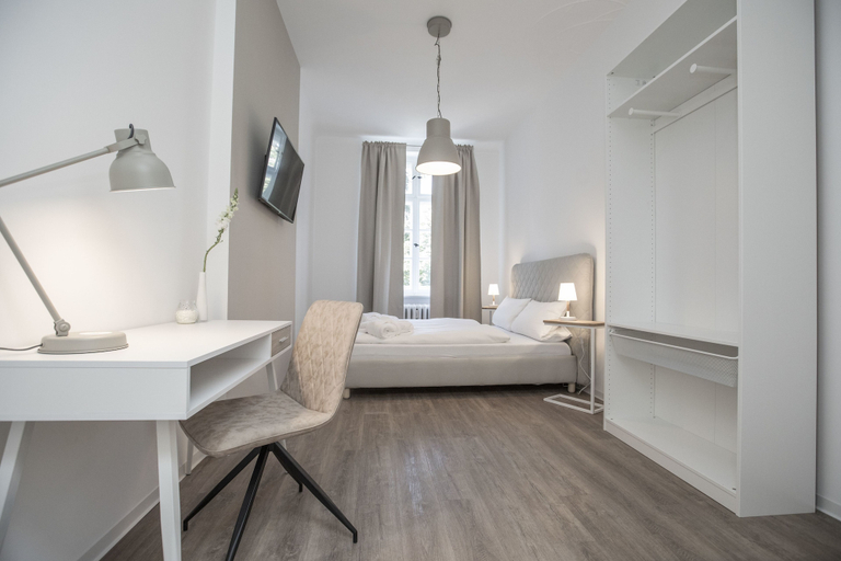 Bedroom 3, Zimmer FREI Boardinghouse, Flensburg