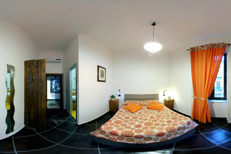 Bedroom 5, Casa del Monacone, Napoli