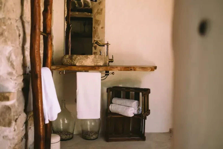 Bathroom 4, Lovely Cottage With sea Views in Selca, Croatia, Selca