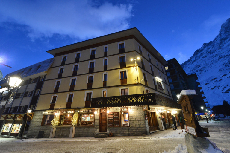 Exterior & Views 2, Art Hotel Grivola, Aosta