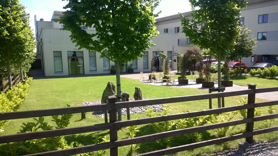 Exterior & Views 2, The McWilliam Park Hotel Mayo