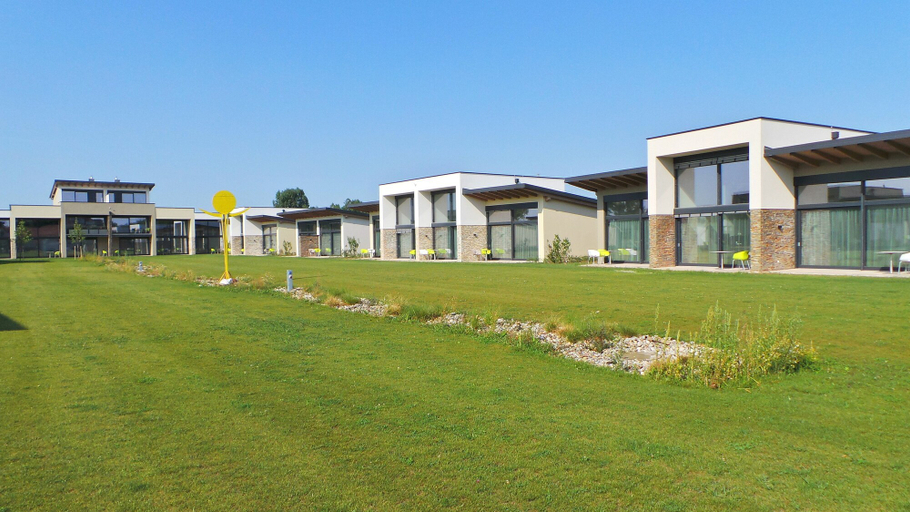 Exterior & Views 2, Hotel Diamond Country Club, Tulln