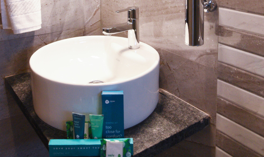 Bathroom 4, Treebo Malhaar Regency, Pune