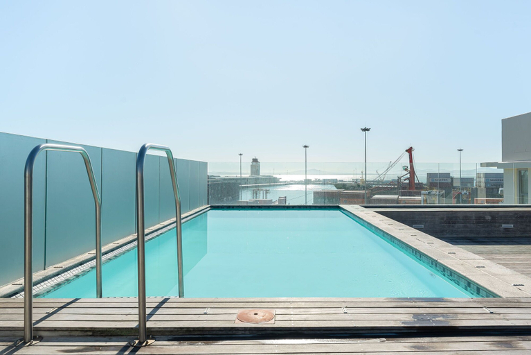 Sport & Beauty, Harbour Bridge 216, City of Cape Town
