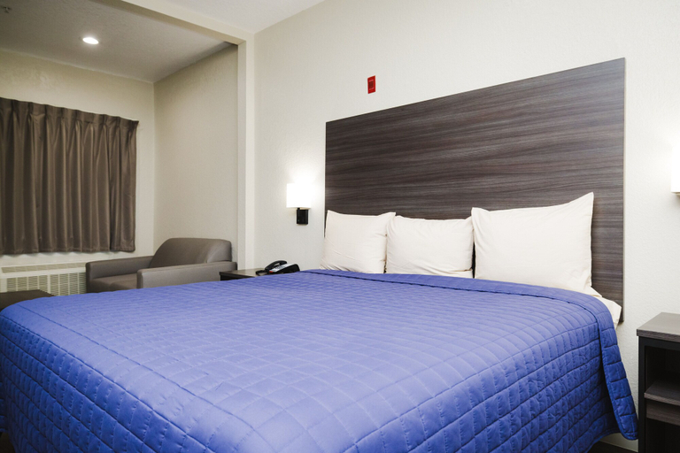 Bedroom 5, Winchester Inn & Suites Humble/IAH/North Houston, Houston