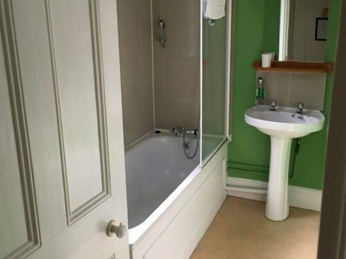 Bathroom 3, The Kings Arms, London