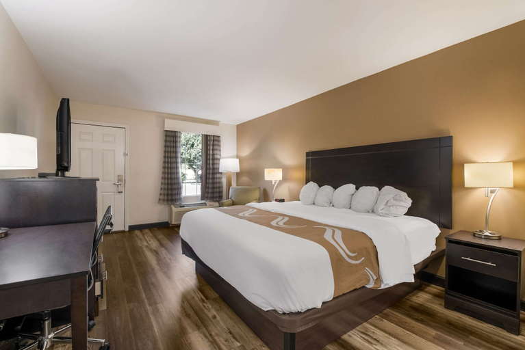 Others 5, Quality Inn Decherd - Winchester, Franklin