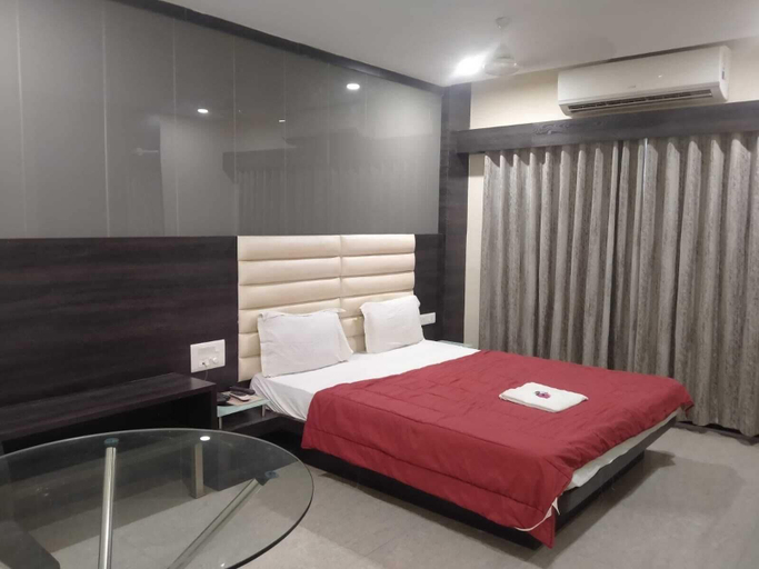 Bedroom 4, Hotel Anand Surat, Surat