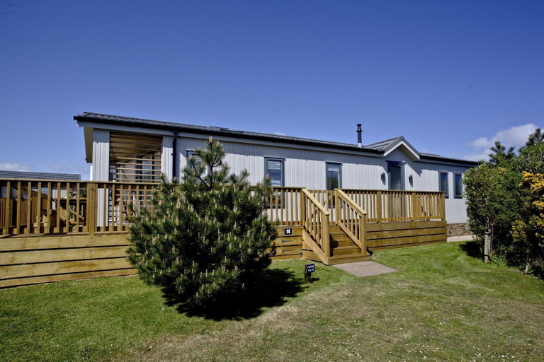 Exterior & Views 2, Salcombe Retreat, Devon
