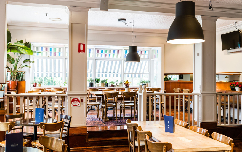 Food & Drinks 4, Bridgeview Hotel Willoughby, Sydney